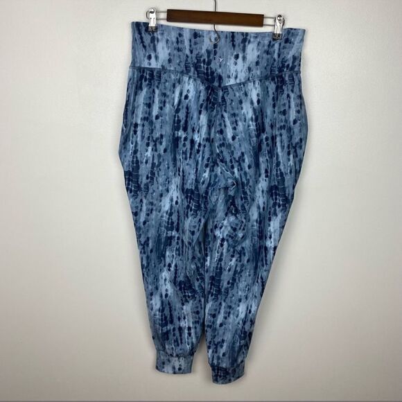 OLD NAVY ACTIVE Powersoft 7/8 Length Joggers Blue Tie Dye M - Picture 2 of 3